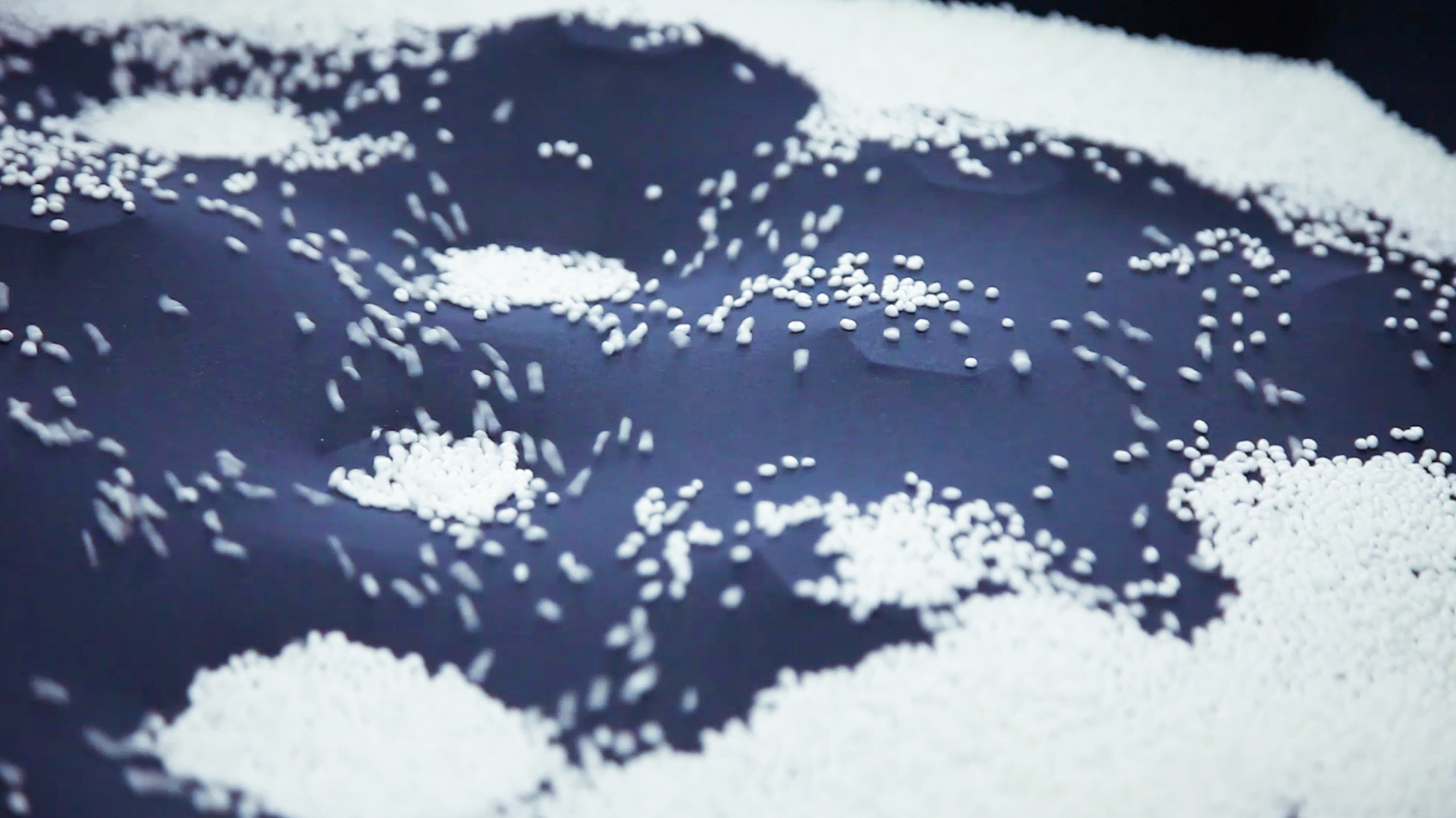 Particle-Flow-Detail_1